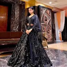 Dress Like Celebrity